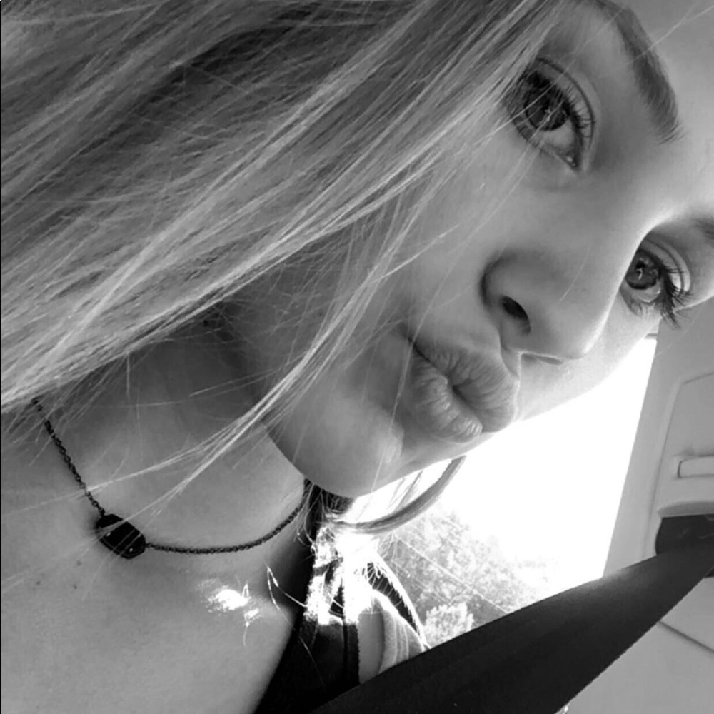 Meet your Posher, Kaitlyn